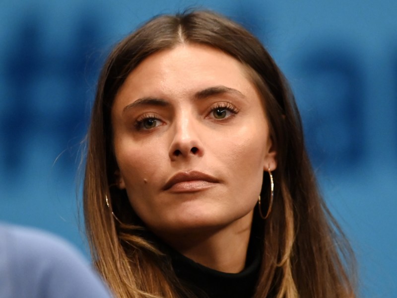 VIENNA, AUSTRIA - OCTOBER 26: Sophia Thomalla bei einem Spiel von Alexander Zverev in der Wiener Stadthalle Ende Oktober 2021.