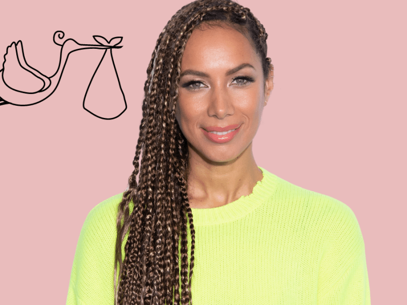 Leona Lewis lächelt.