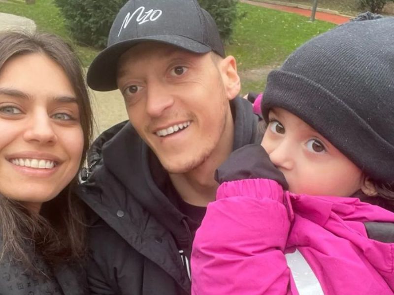 Familie von Mesut Özil