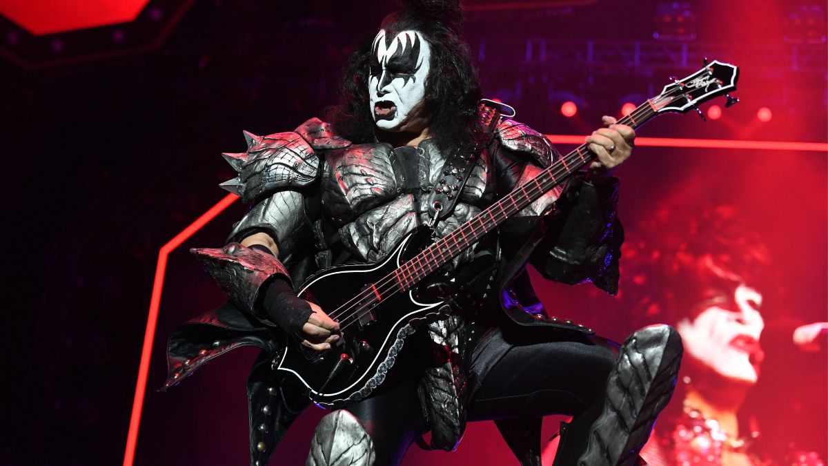 Gene Simmons KISS Schwächeanfall